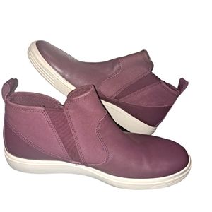 ECCO leather bootie
